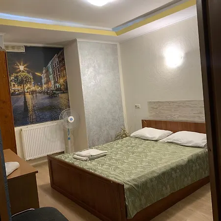 готельного типу * Lvov
